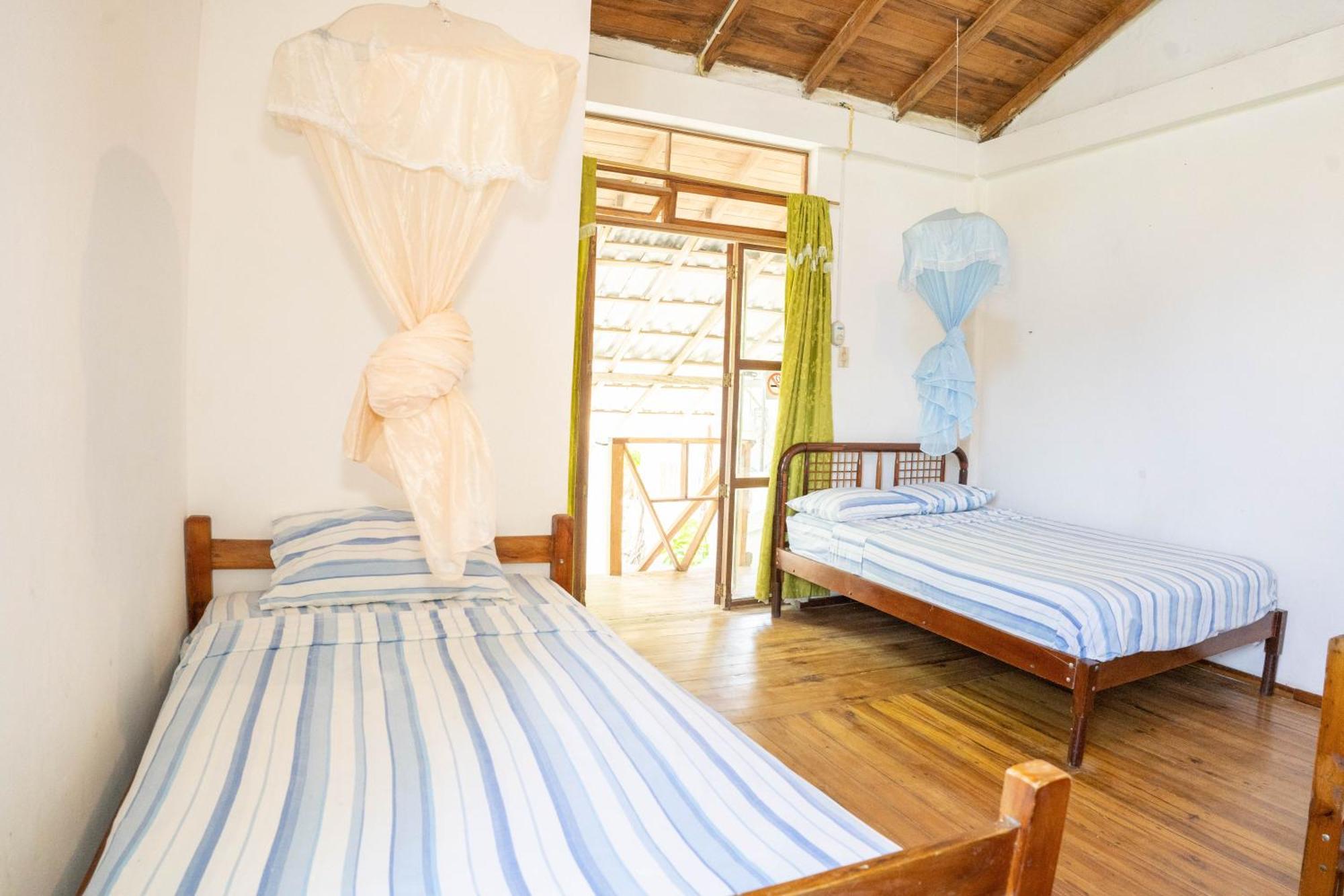 Bed And Breakfast Puerto López 外观 照片