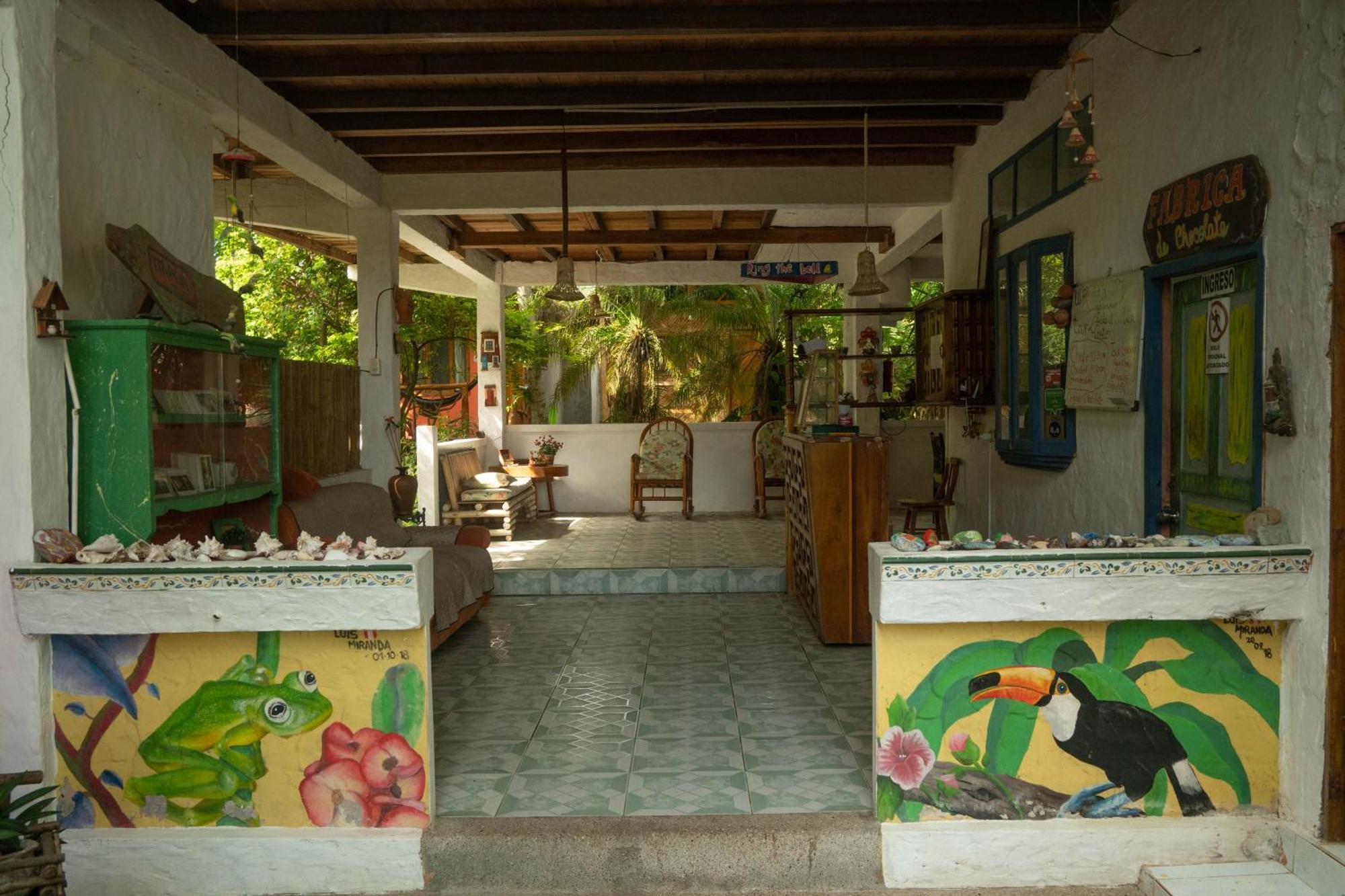 Bed And Breakfast Puerto López 外观 照片