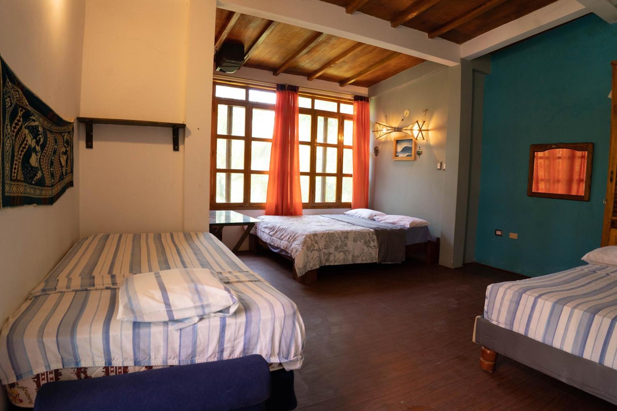 Bed And Breakfast Puerto López 外观 照片