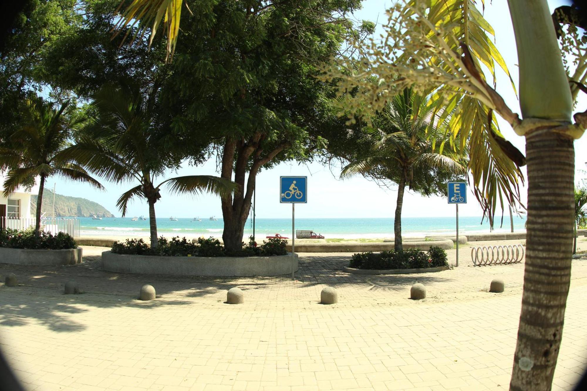 Bed And Breakfast Puerto López 外观 照片